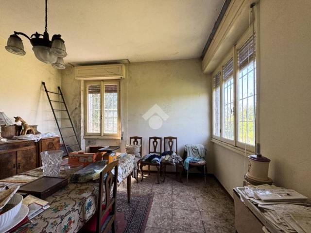 Villa Indipendente in vendita a Montù Beccaria, Lombardia
