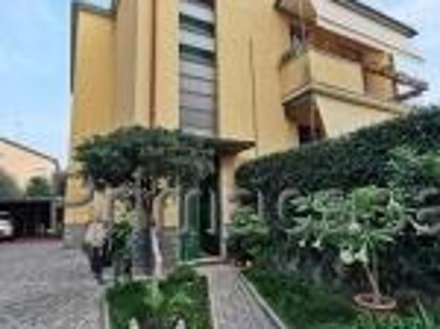 Villa Indipendente in vendita a San Rocco, Monza