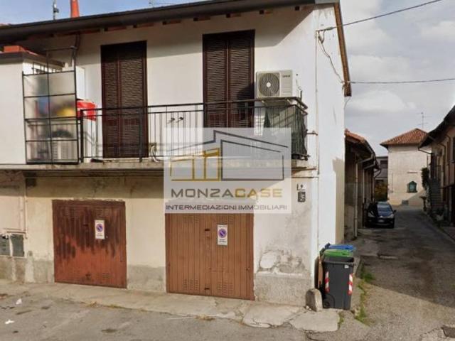 Villa Indipendente in vendita a Sant'Albino, Monza