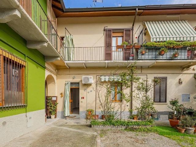 Villa Indipendente in vendita a Sant'Albino, Monza
