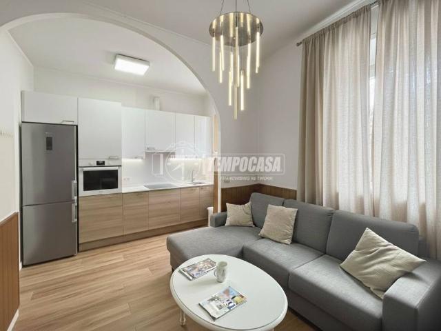 Villa Indipendente in vendita a Lissone, Lombardia