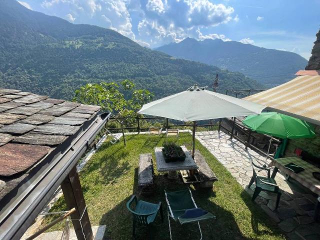 Villa Indipendente in vendita a Valle, Morbegno