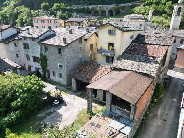 Villa Indipendente in vendita a Morbegno, Lombardia