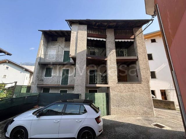 Villa Indipendente in vendita a Morbegno, Lombardia