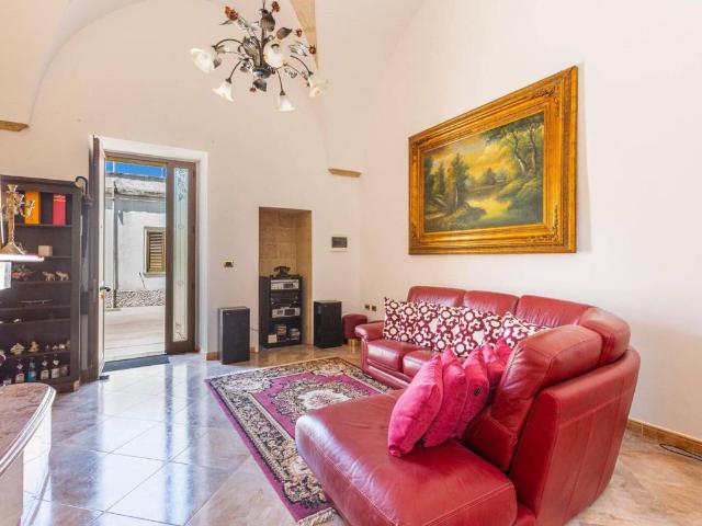 Villa Indipendente in vendita a Puglia, Lecce