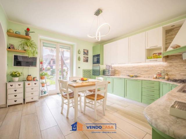 Villa Indipendente in vendita a Piemonte, Cuneo