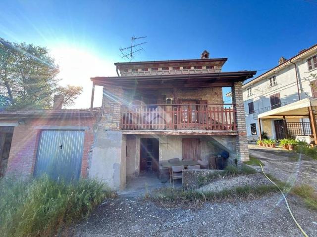 Villa Indipendente in vendita a Morfasso, Reggio Emilia