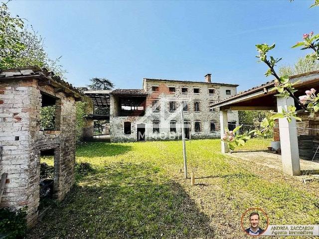 Villa Indipendente in vendita a Moriago Della Battaglia, Veneto