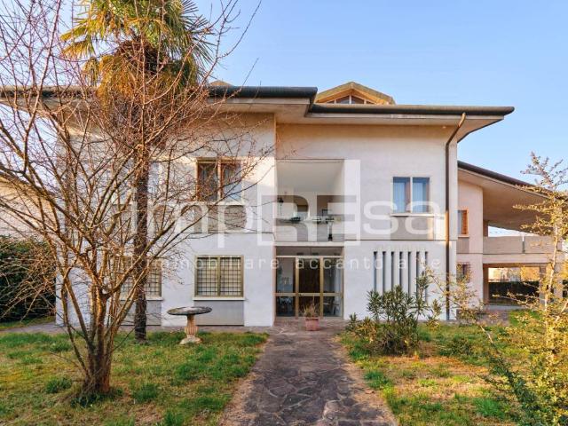 Villa Indipendente in vendita a Moriago Della Battaglia, Veneto