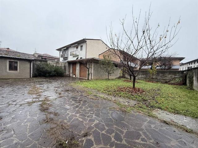 Villa Indipendente in vendita a Mornico Al Serio, Lombardia
