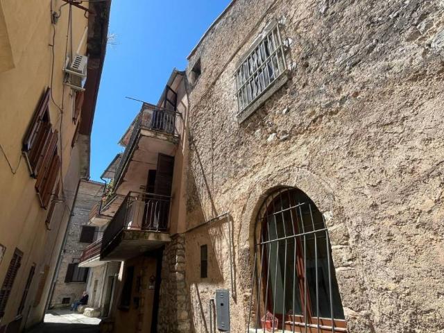 Villa Indipendente in vendita a Morolo, Lazio