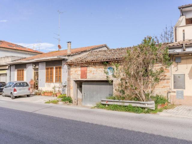 Villa Indipendente in vendita a Marche, Macerata