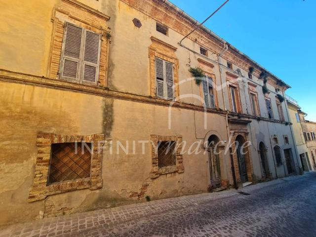 Villa Indipendente in vendita a Borgo Pintura, Marche