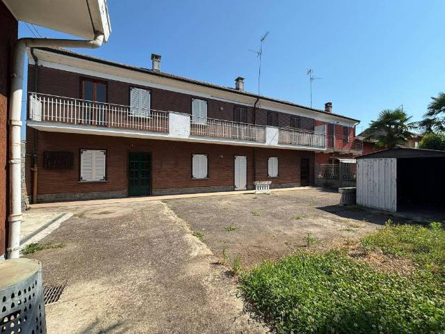 Villa Indipendente in vendita a Mortara, Pavia