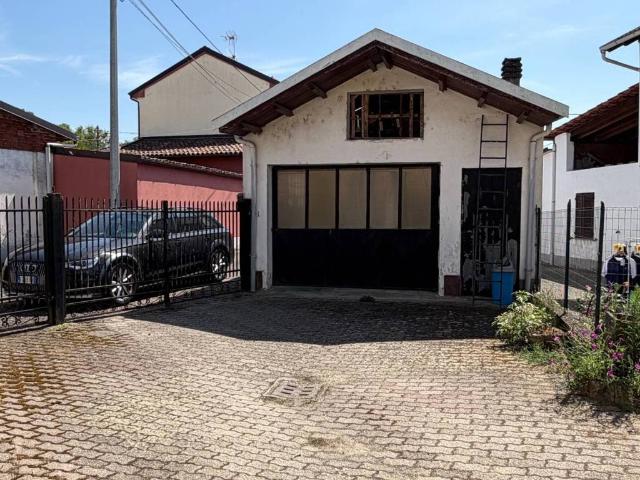 Villa Indipendente in vendita a Mortara, Pavia
