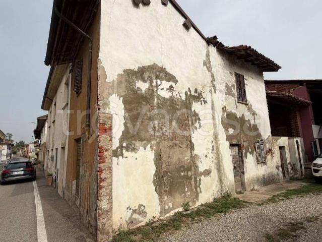 Villa Indipendente in vendita a Mortara, Lombardia