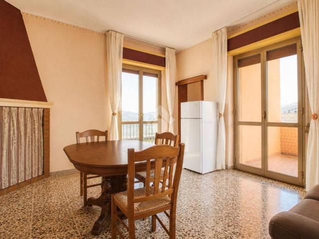 Villa Indipendente in vendita a Montone, Mosciano Sant'Angelo