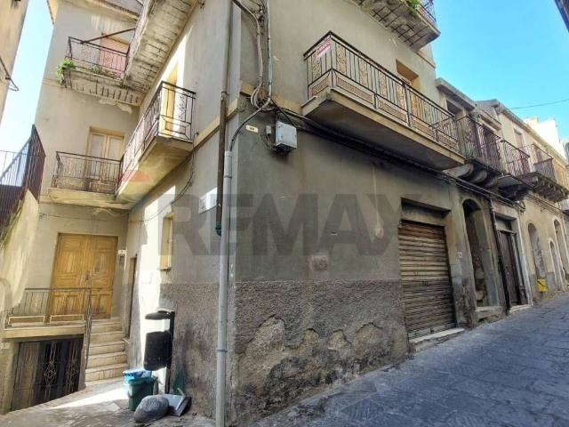 Villa Indipendente in vendita a Motta Camastra, Sicilia