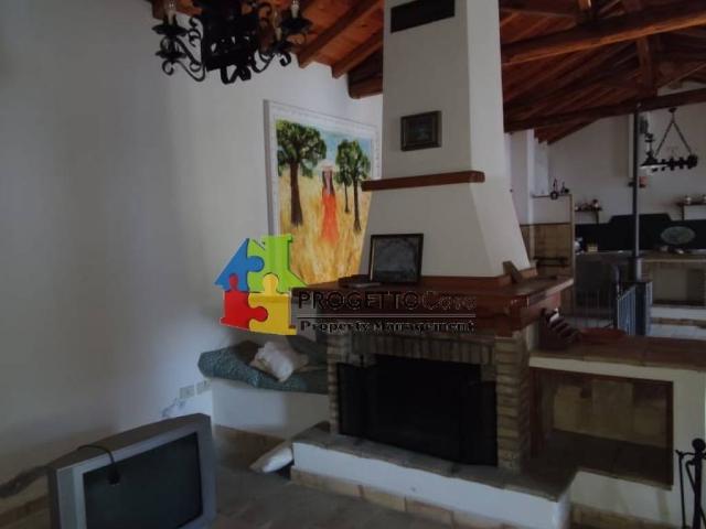 Villa Indipendente in vendita a Motta Camastra, Sicilia