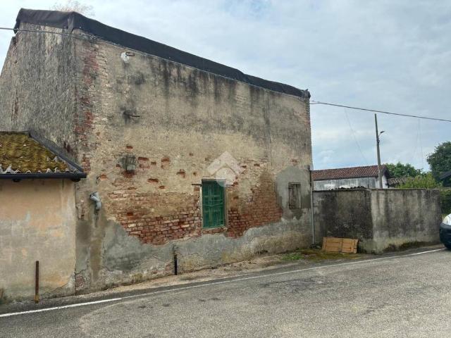 Villa Indipendente in vendita a Piemonte, Vercelli
