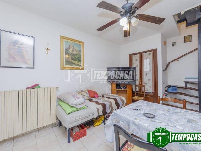 Villa Indipendente in vendita a Motta Visconti, Lombardia