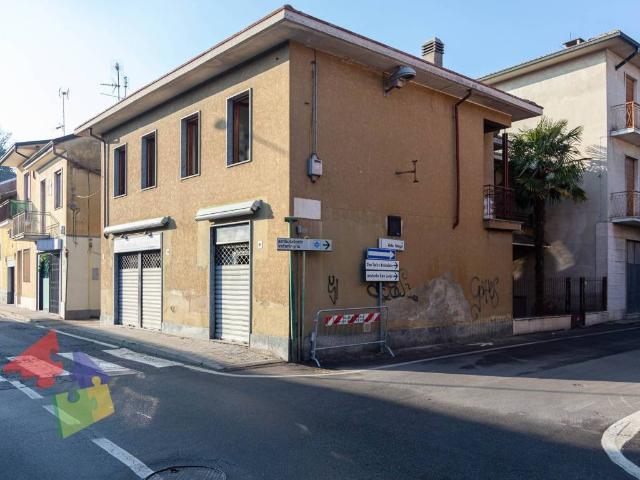 Villa Indipendente in vendita a Motta Visconti, Lombardia