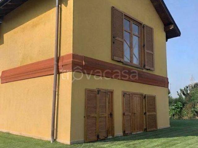 Villa Indipendente in vendita a Motta Visconti, Milano
