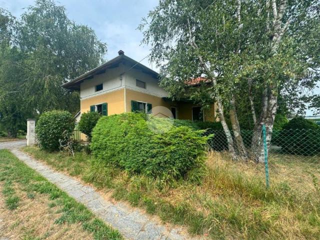 Villa Indipendente in vendita a Piemonte, Biella