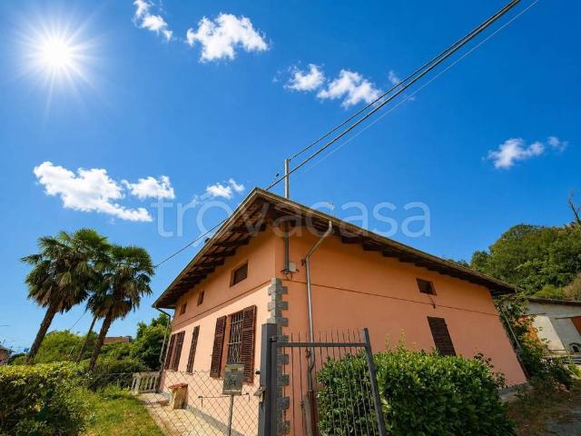 Villa Indipendente in vendita a Piemonte, Biella