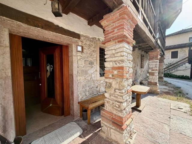 Villa Indipendente in vendita a Cison Di Valmarino, Veneto