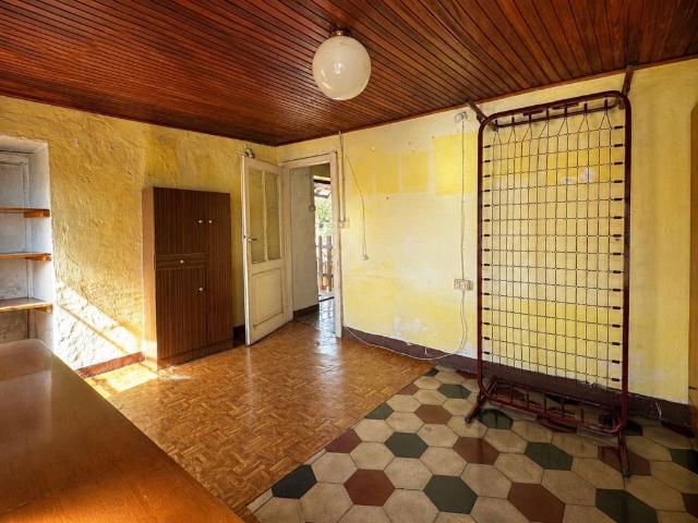 Villa Indipendente in vendita a Musso, Lombardia