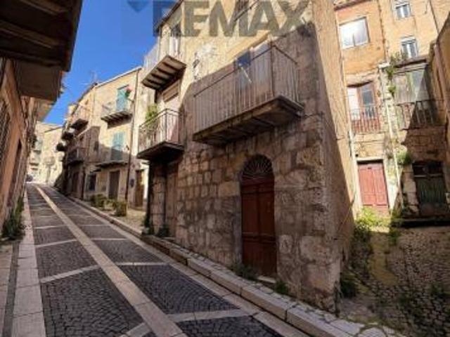 Villa Indipendente in vendita a Mussomeli, Sicilia