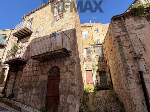 Villa Indipendente in vendita a Mussomeli, Sicilia