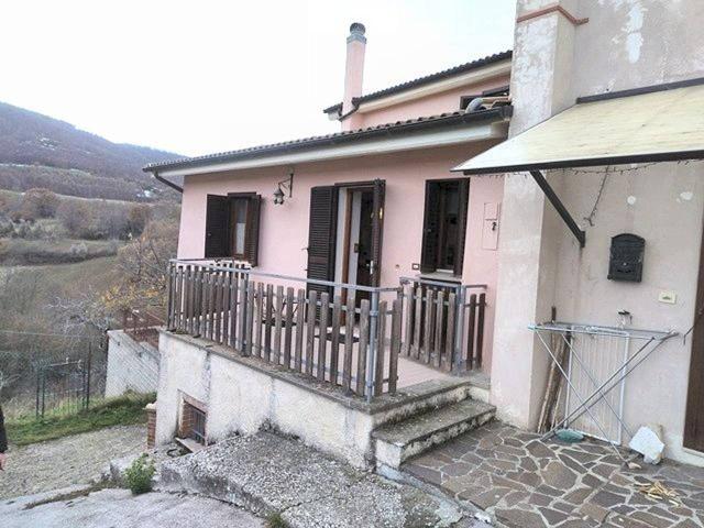 Villa Indipendente in vendita a Municipalità 2, Campania