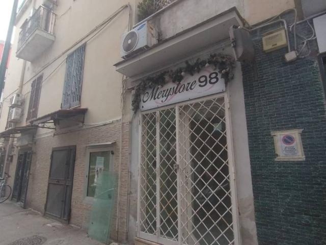 Villa Indipendente in vendita a Municipalità 10, Campania
