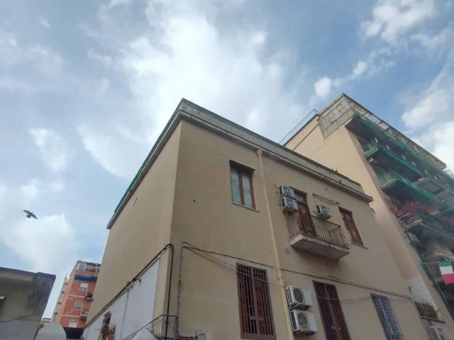 Villa Indipendente in vendita a Municipalità 10, Campania
