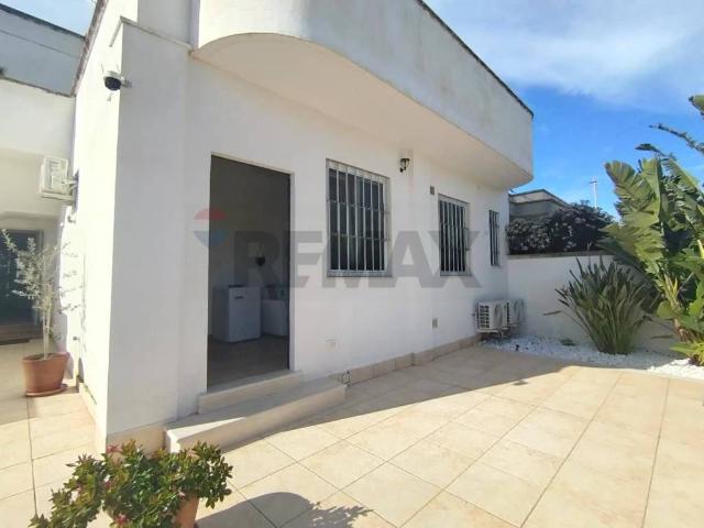 Villa Indipendente in vendita a Sant'isidoro, Puglia