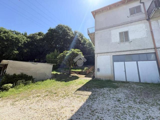 Villa Indipendente in vendita a Narni, Umbria