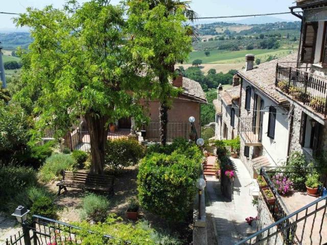 Villa Indipendente in vendita a Narni, Umbria