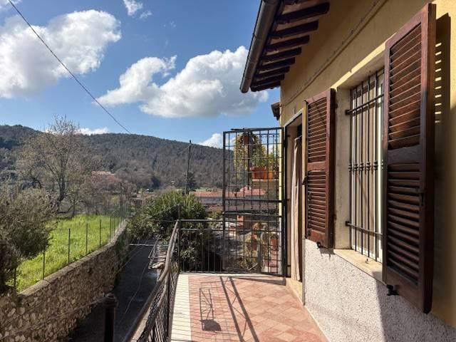 Villa Indipendente in vendita a Narni, Umbria
