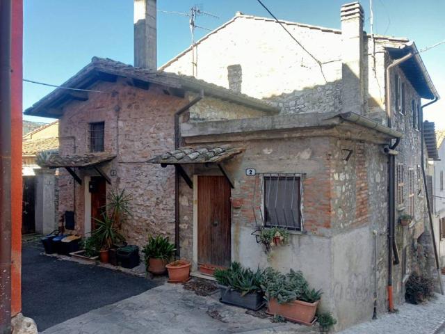 Villa Indipendente in vendita a Narni, Umbria