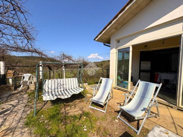 Villa Indipendente in vendita a Narni, Umbria