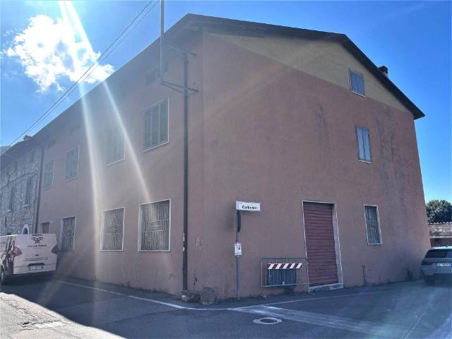 Villa Indipendente in vendita a Dernago, Nave