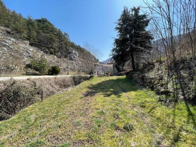 Villa Indipendente in vendita a Navelli, L'Aquila