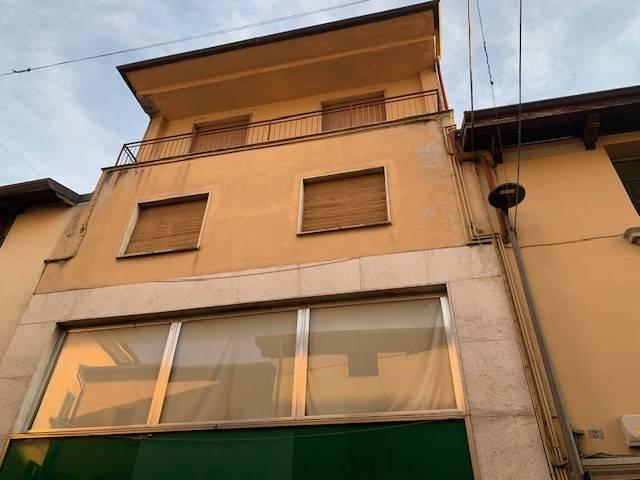 Villa Indipendente in vendita a Botta, Nembro