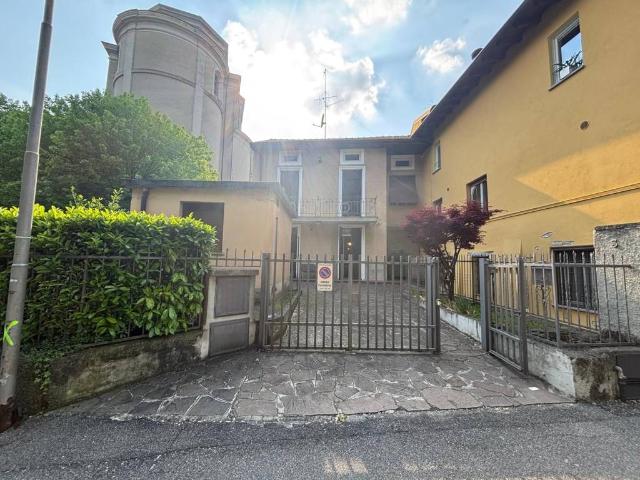 Villa Indipendente in vendita a Botta, Nembro