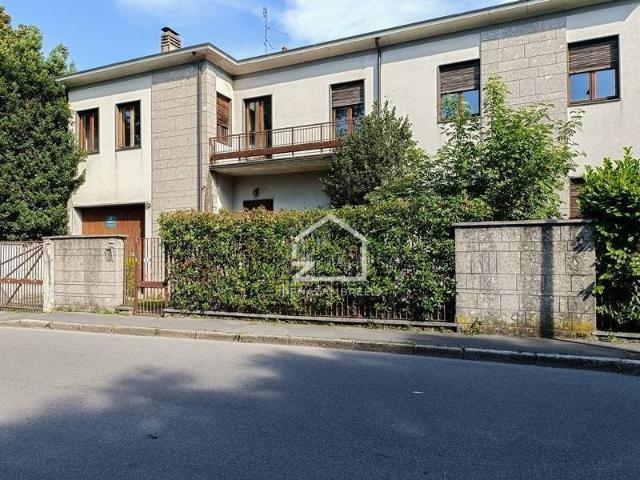 Villa Indipendente in vendita a Cantone, Nerviano