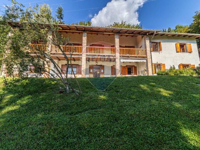 Villa Indipendente in vendita a Piemonte, Biella