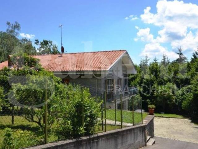 Villa Indipendente in vendita a Piemonte, Biella