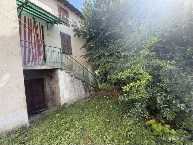 Villa Indipendente in vendita a Neviano Degli Arduini, Reggio Emilia